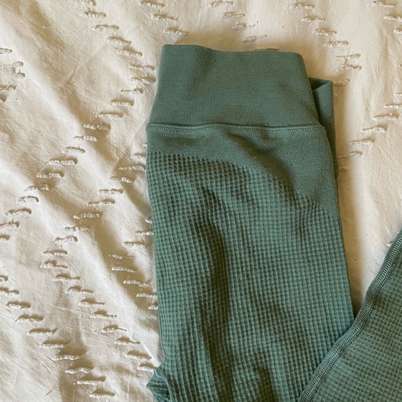 Gymshark Waffle Leggings - Picture 6 of 6